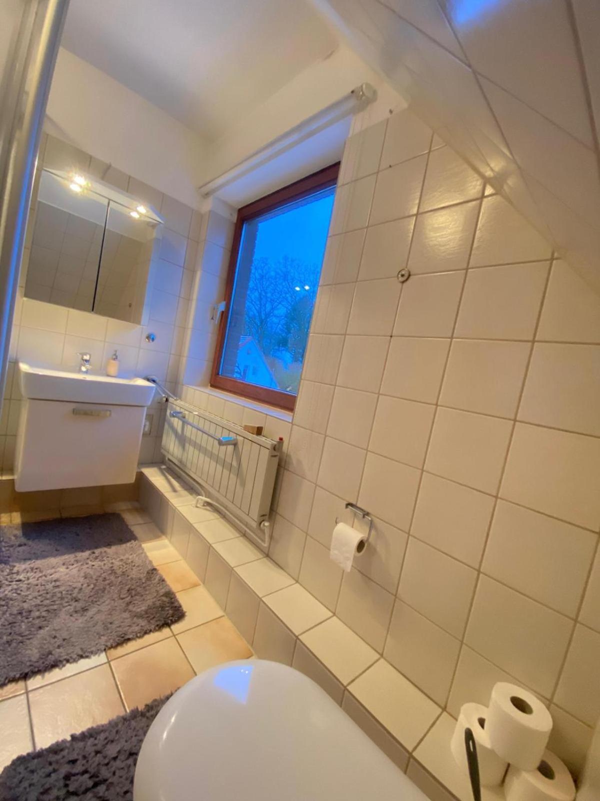 Gartenblick-Oase: Obergeschosswohnung In Hamburg Luaran gambar