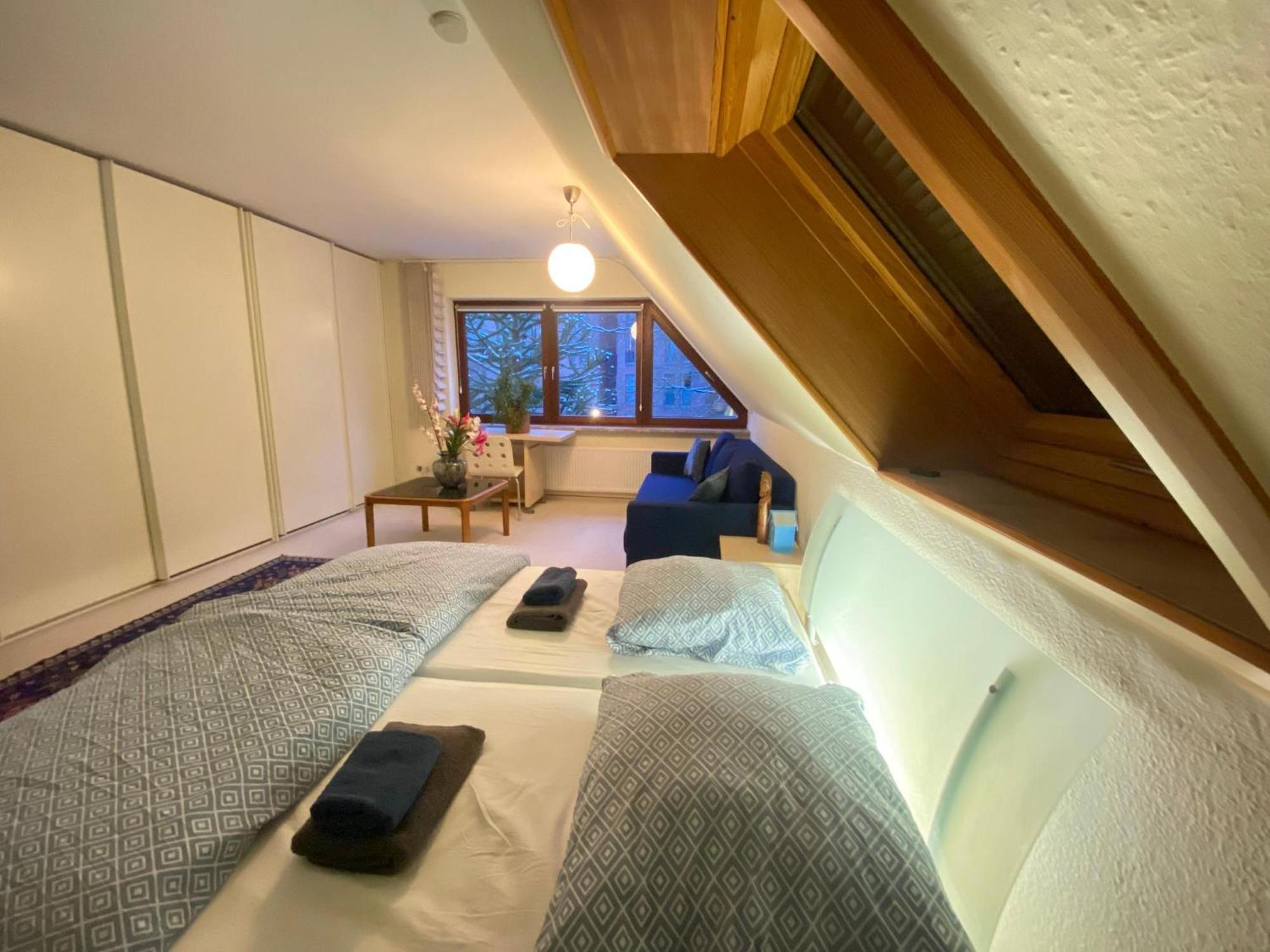 Gartenblick-Oase: Obergeschosswohnung In Hamburg Luaran gambar